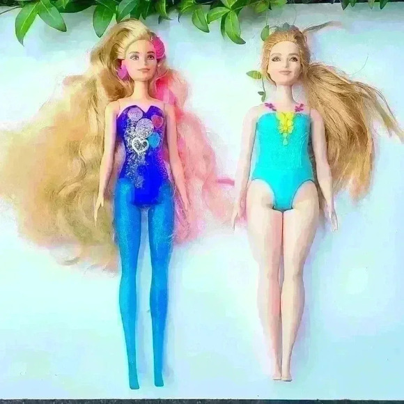 Mattel Barbies lot of 2 color reveal barbie and another one - Picture 3 of 16